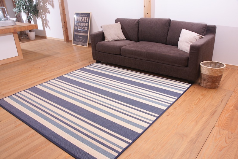 夏を楽しむ ラグ 家具 インテリアのファニチャードーム