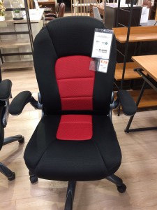 オフィスチェアレヴェリー