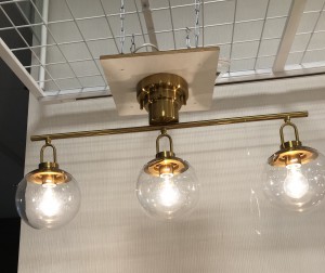 シーリング ウリカ