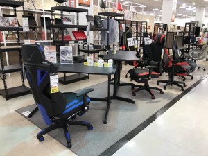 ゲーミングデスク・チェア